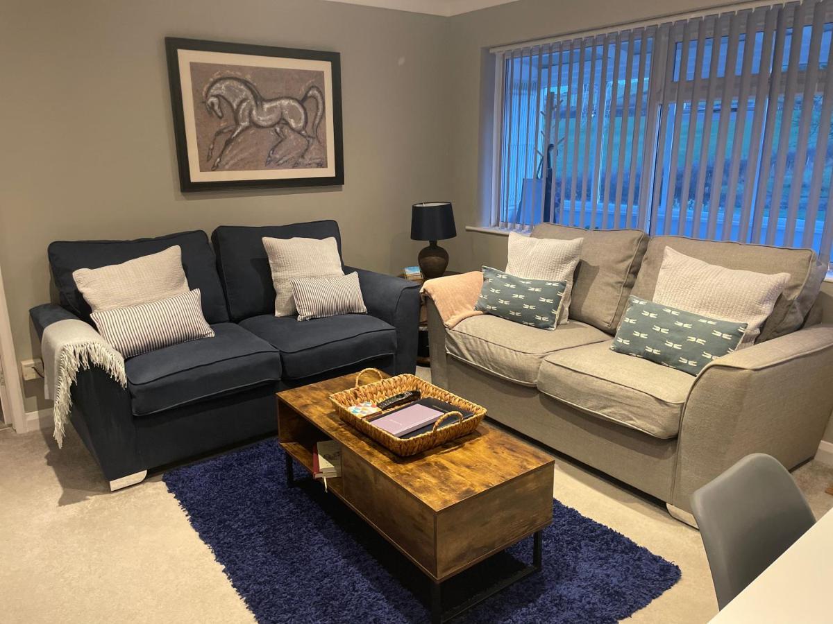 Lovely Flat Set In Parish Boundary Of Instow Apartment Exterior photo